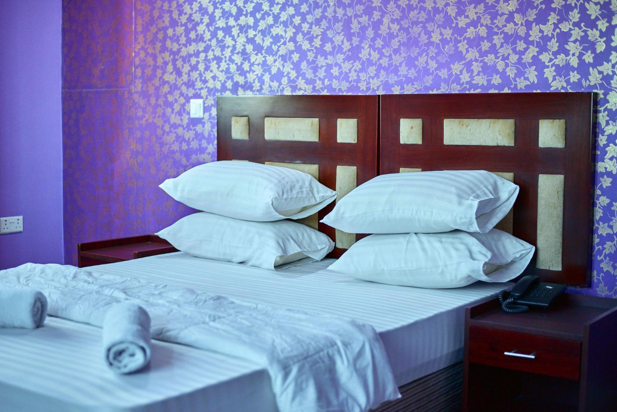 Euro Hotel And Apartments Dar es Salaam Ngoại thất bức ảnh