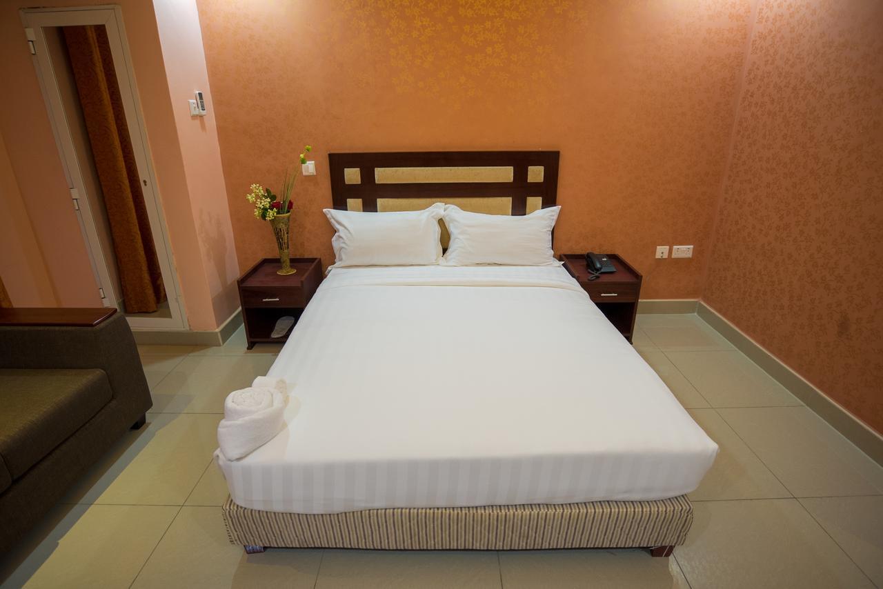 Euro Hotel And Apartments Dar es Salaam Ngoại thất bức ảnh