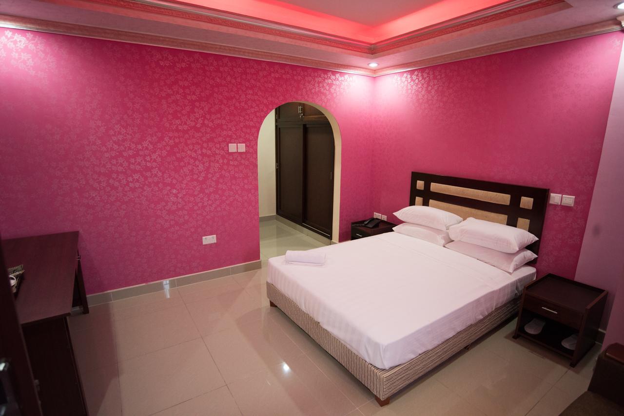 Euro Hotel And Apartments Dar es Salaam Ngoại thất bức ảnh
