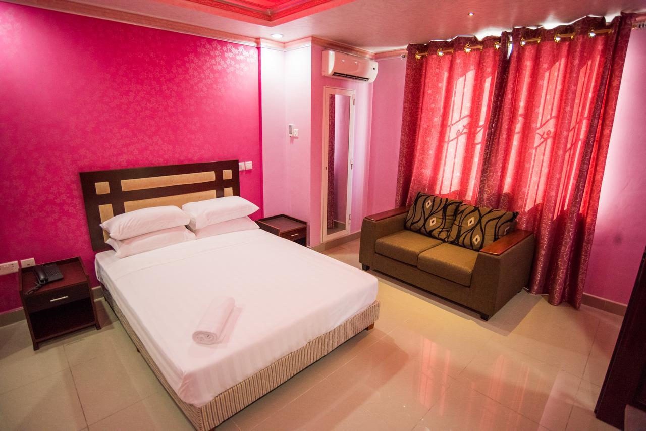 Euro Hotel And Apartments Dar es Salaam Ngoại thất bức ảnh