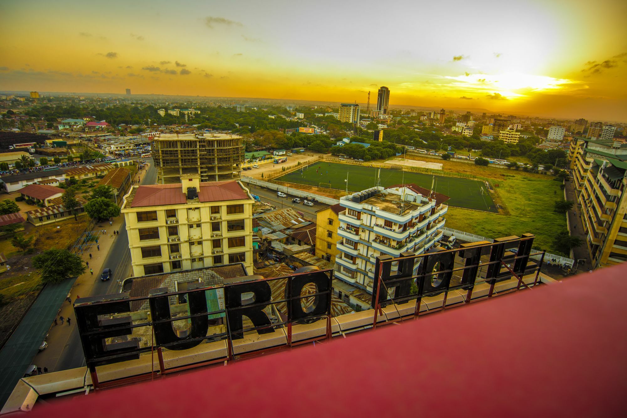 Euro Hotel And Apartments Dar es Salaam Ngoại thất bức ảnh